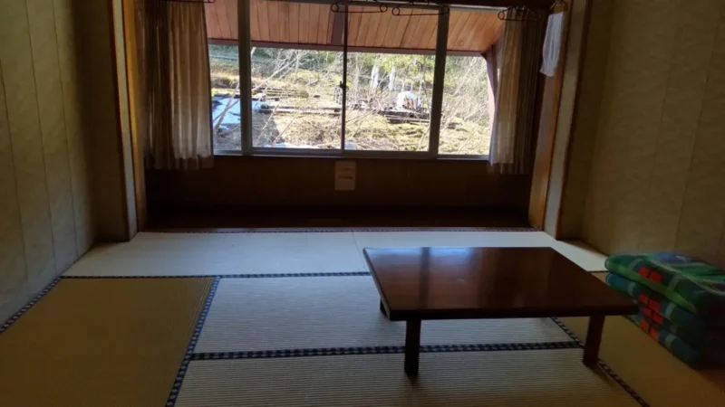 尾瀬温泉小屋の部屋