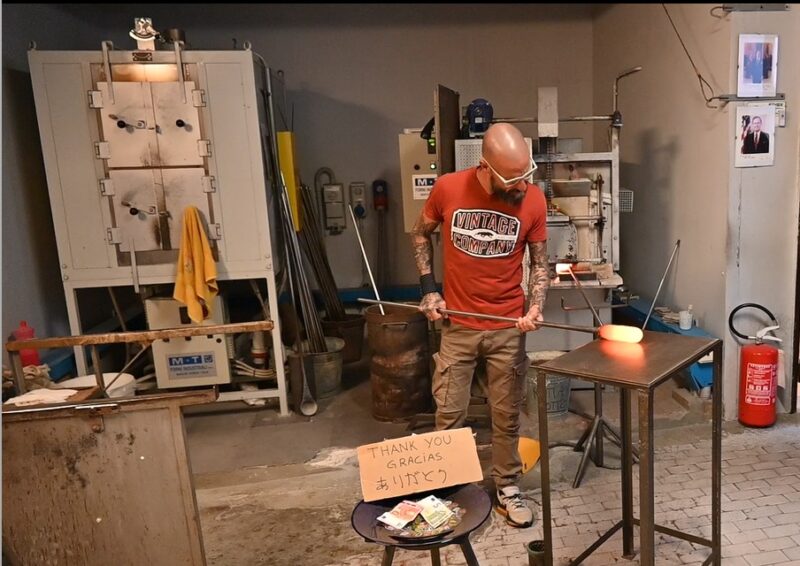 ベネチアンガラスの製造工程見学