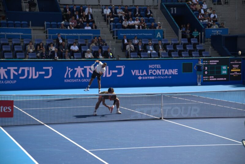 ジャパンオープン2025ダブルス決勝ボパンナ選手サーブ