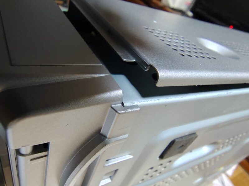 ビデオデッキ上部カバー