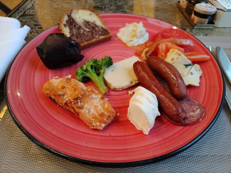 マリオット・メナハウス・カイロ朝食はビュッフェ形式で好きなものを取りました。