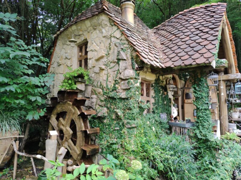 ぬくもりの森水車小屋